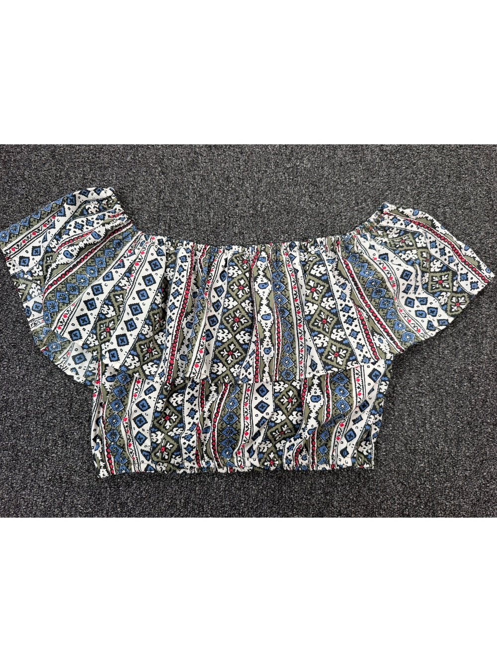 Hollister Women's flowy boho Off Shoulder Crop Top